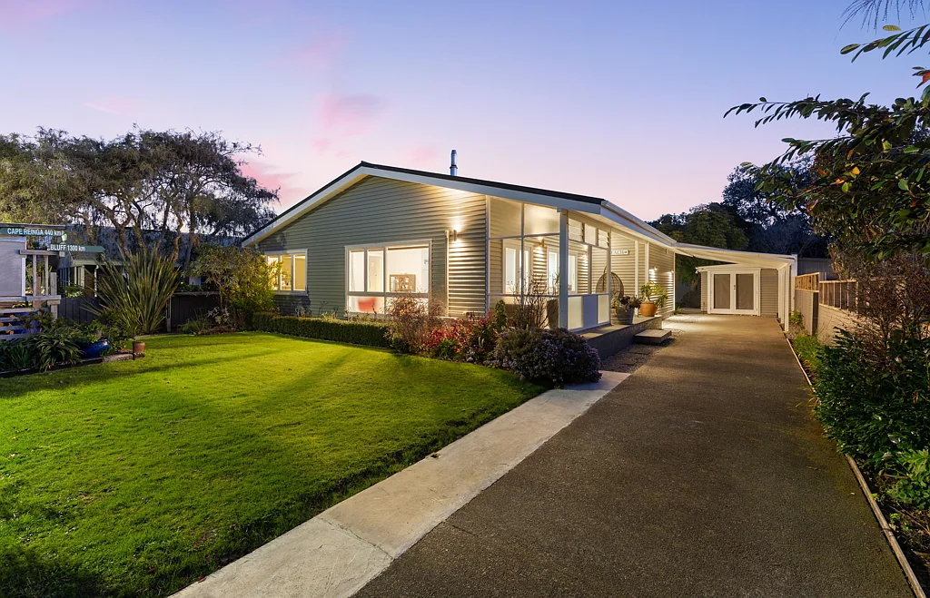Waikanae 4房  Renovated with Flair | Family Retreat