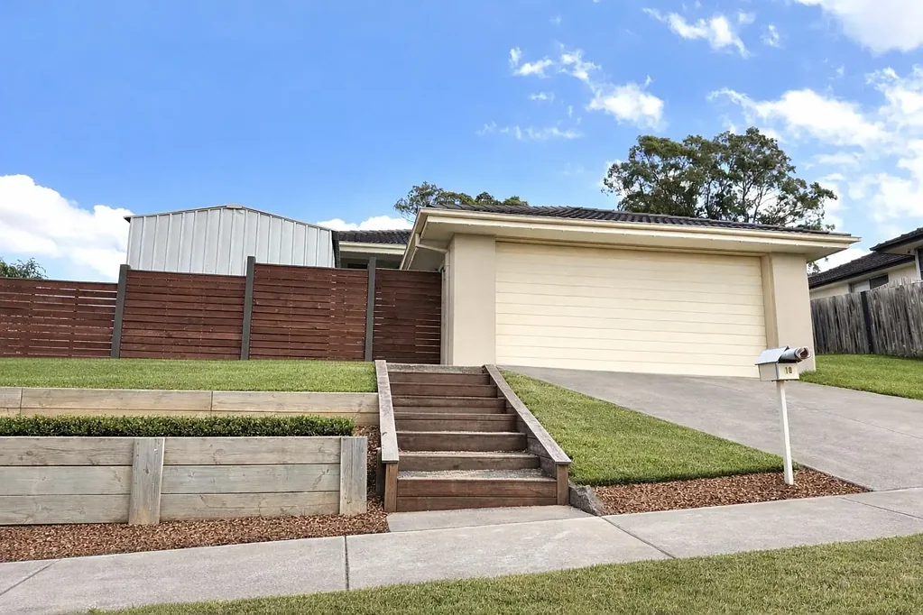 10 Hannah Street, Morwell, VIC 3840
