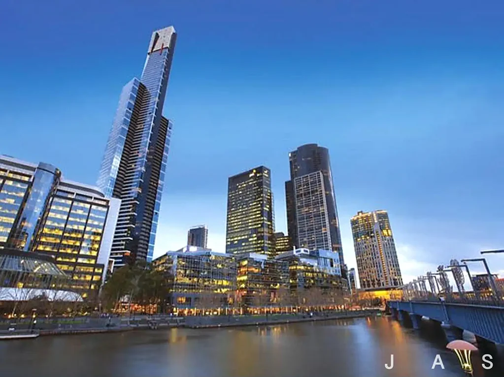 Stylish Southbank Living in an Unbeatable Location