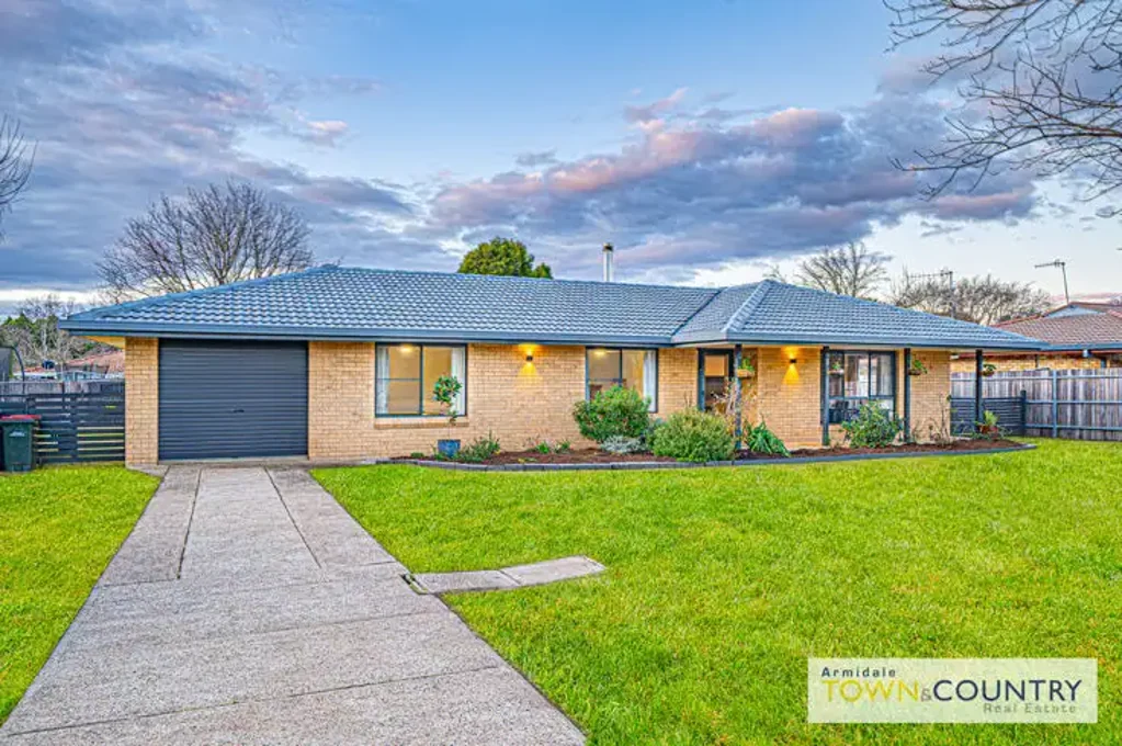 5 Cynthia Crescent, Armidale, NSW 2350