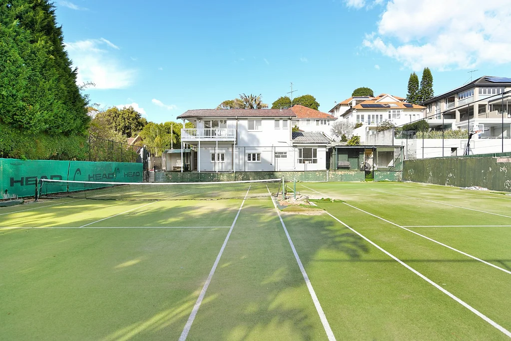 Coogee 4房  Private Coastal Estate on 1,327sqm (approx.) with Two Tennis Courts
