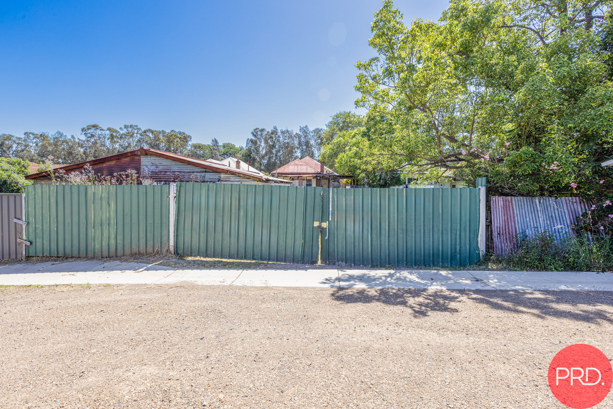 31 DAY ST, EAST MAITLAND NSW 2323, 0房, 0浴, House