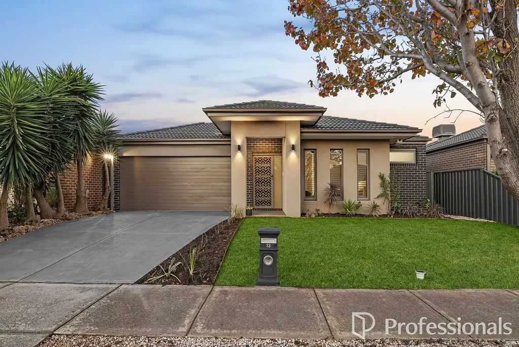 Fraser Rise 4Habitaciones Contemporary Family Excellence with Effortless Indoor-Outdoor Appeal