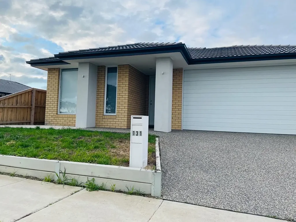 Beveridge 4部屋 Contemporary Elegance in a Premium Beveridge Pocket