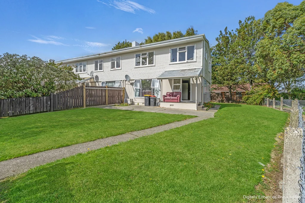 Glengarry 14房  "Invest Smart:- 4-unit property in East Glengarry