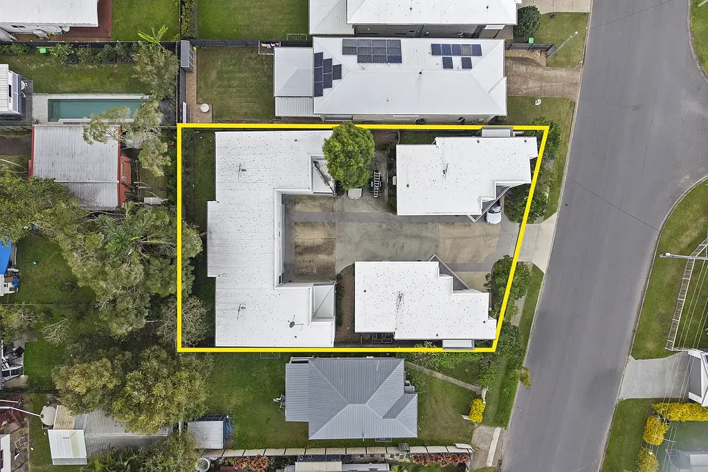 Northgate 12 Slaapkamer Rare Opportunity  4 x 3-Bed Townhouses