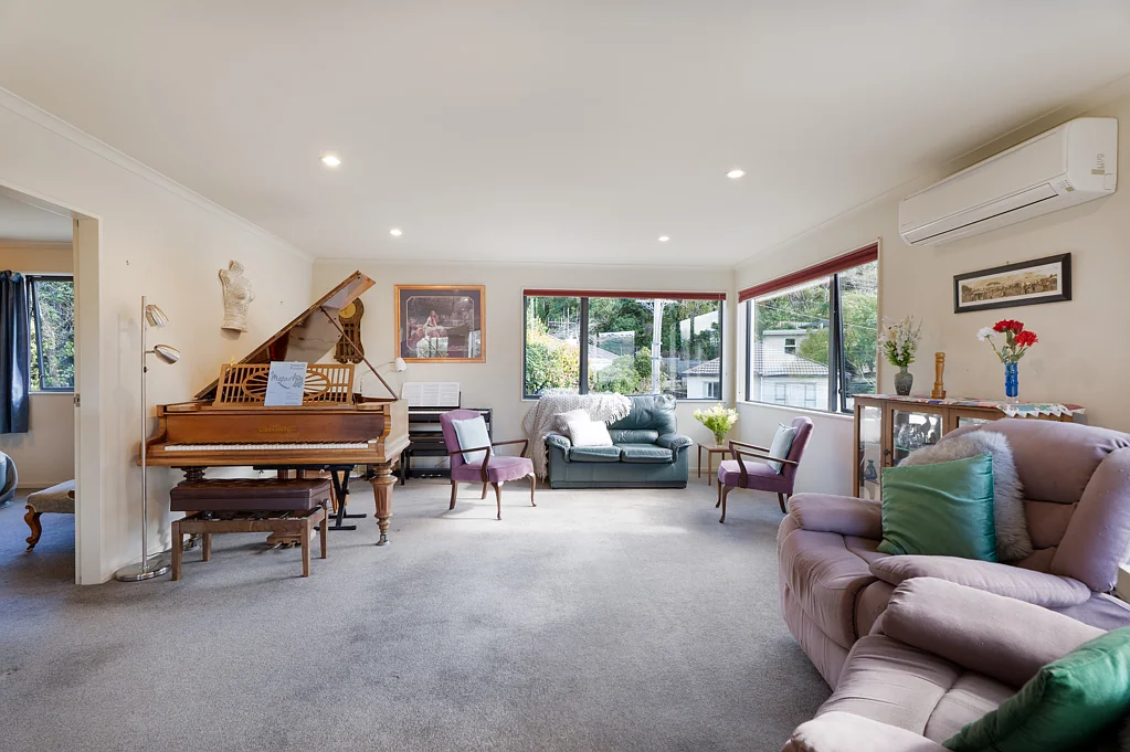 1A Chester Road, Tawa, Wellington