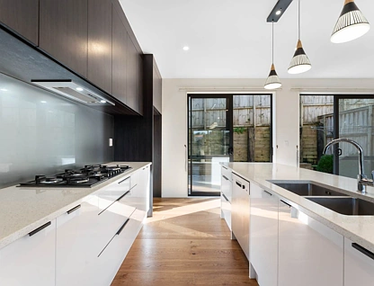 4/4 McQuoid Place, Glenfield, North Shore City, 4 રૂમ, 3 બાથરૂમ, Townhouse