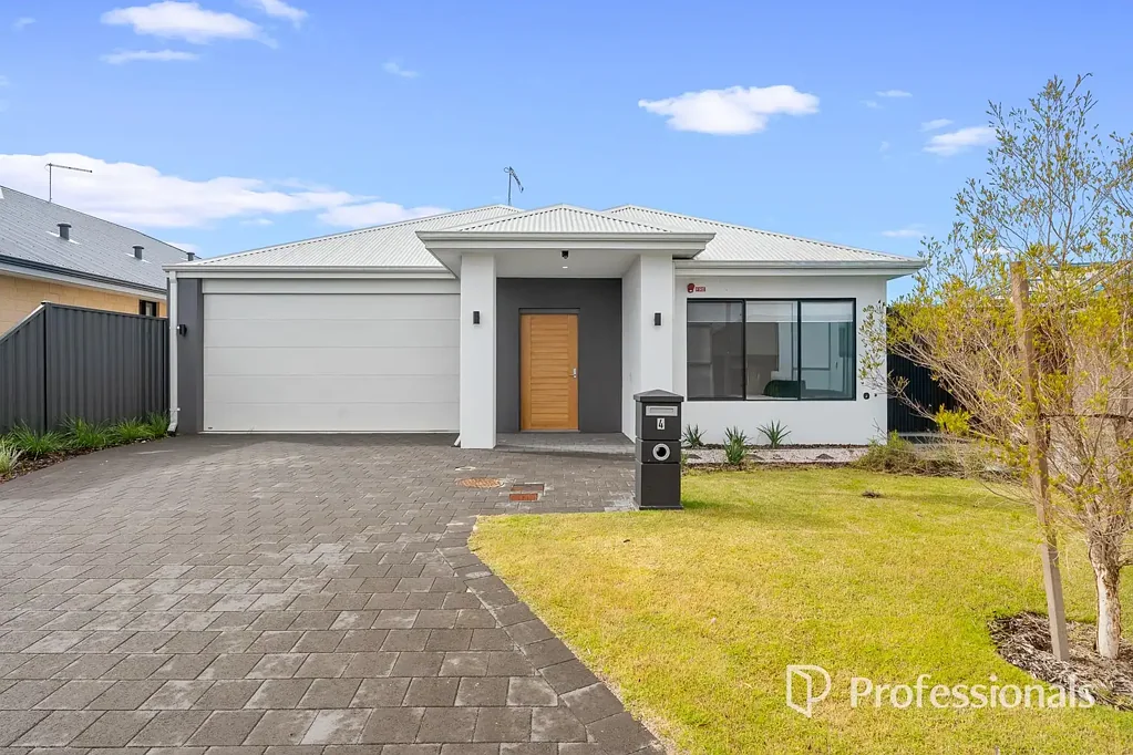Midvale 3ਬੈੱਡਰੂਮ 3 BATHROOMS, BRAND NEW, BEAUTIFULLY DIFFERENT & READY FOR YOU!