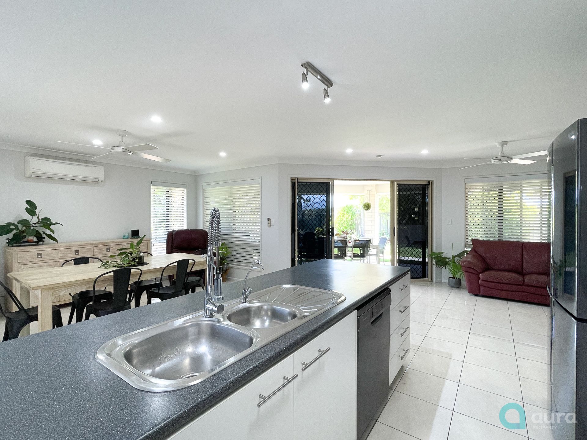 11 WHEELER CR, CALOUNDRA WEST QLD 4551, 0房, 0浴, House