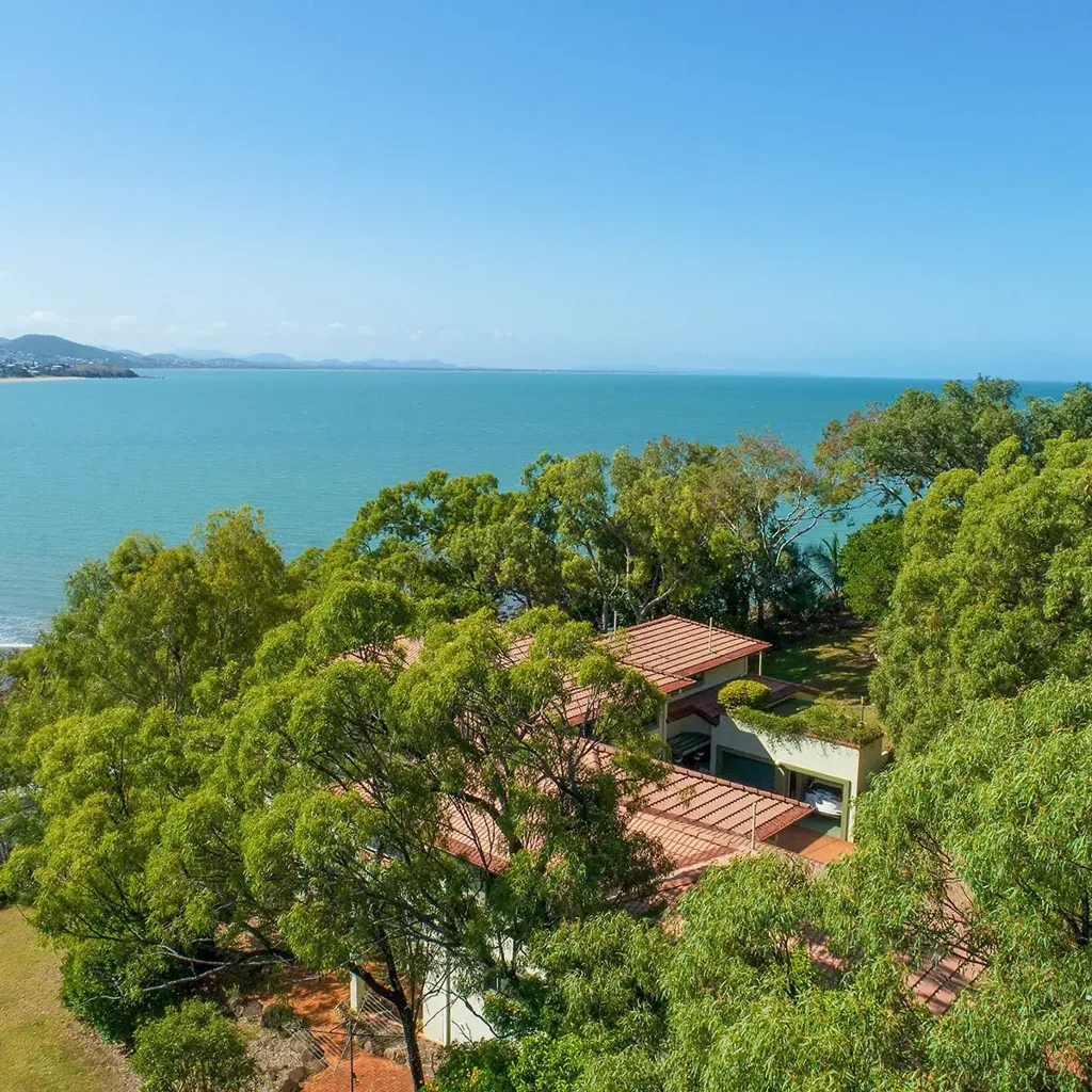 Peaceful Coastal Living with Breathtaking Ocean Views