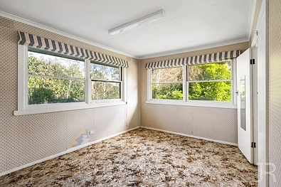 1990 South Gippsland Highway, Devon Meadows, VIC 3977, 5 slaapkamers, 3 badkamers, House