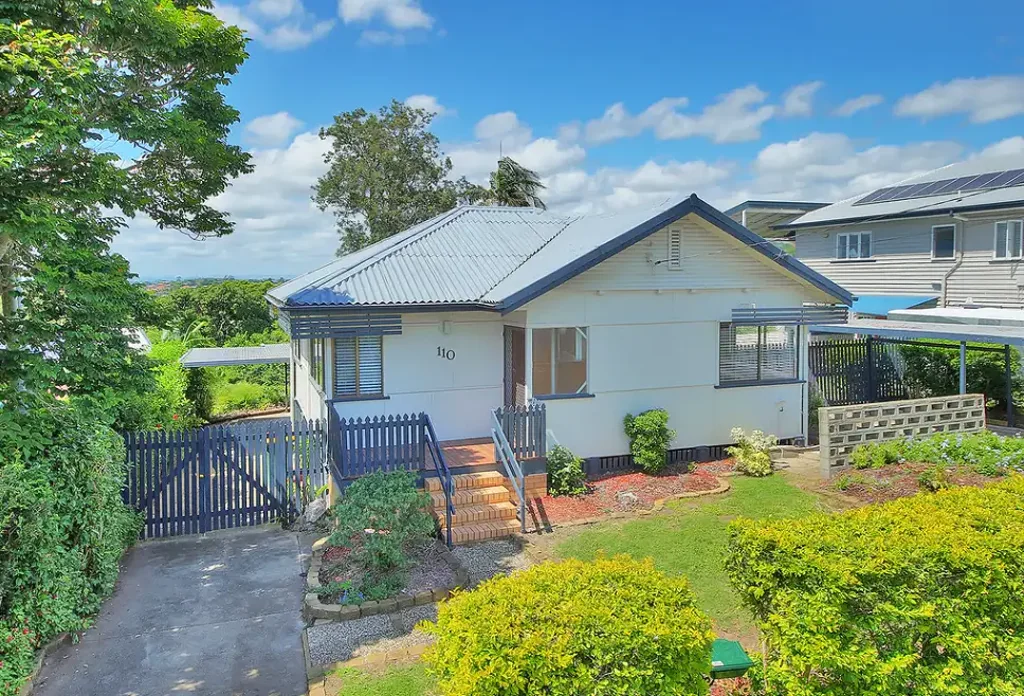 CHARMING HOME IN MT GRAVATT EAST