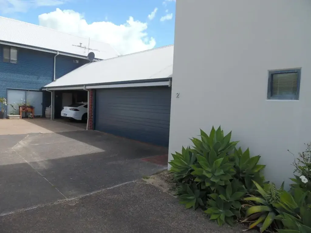 South Bunbury 3침실 Stylish townhouse in prime location