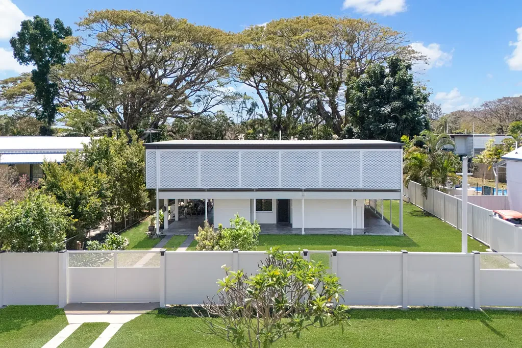 Mundingburra 4 Bedroom BEAUTIFULLY RENOVATED TWO-STOREY HOME WITH SPACE & LIFESTYLE APPEAL
