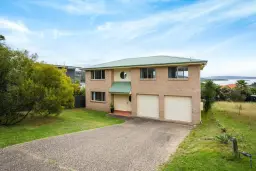 13 Bournda Circuit, Tura Beach