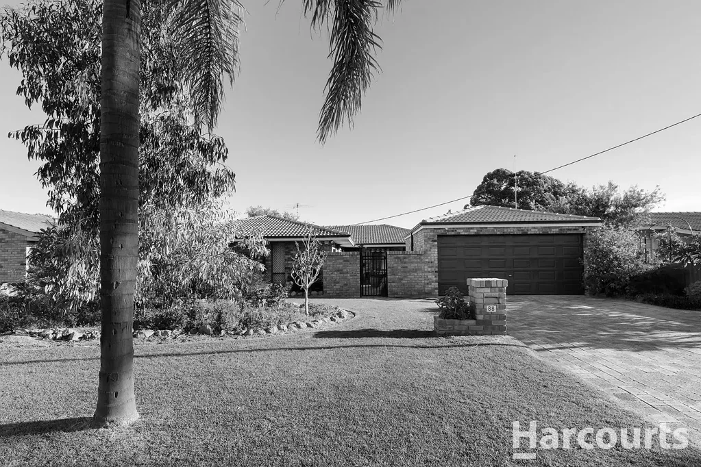 Cooloongup 3Zimmer Under Offer by HARCOURTS Mandurah - Grant Robinson