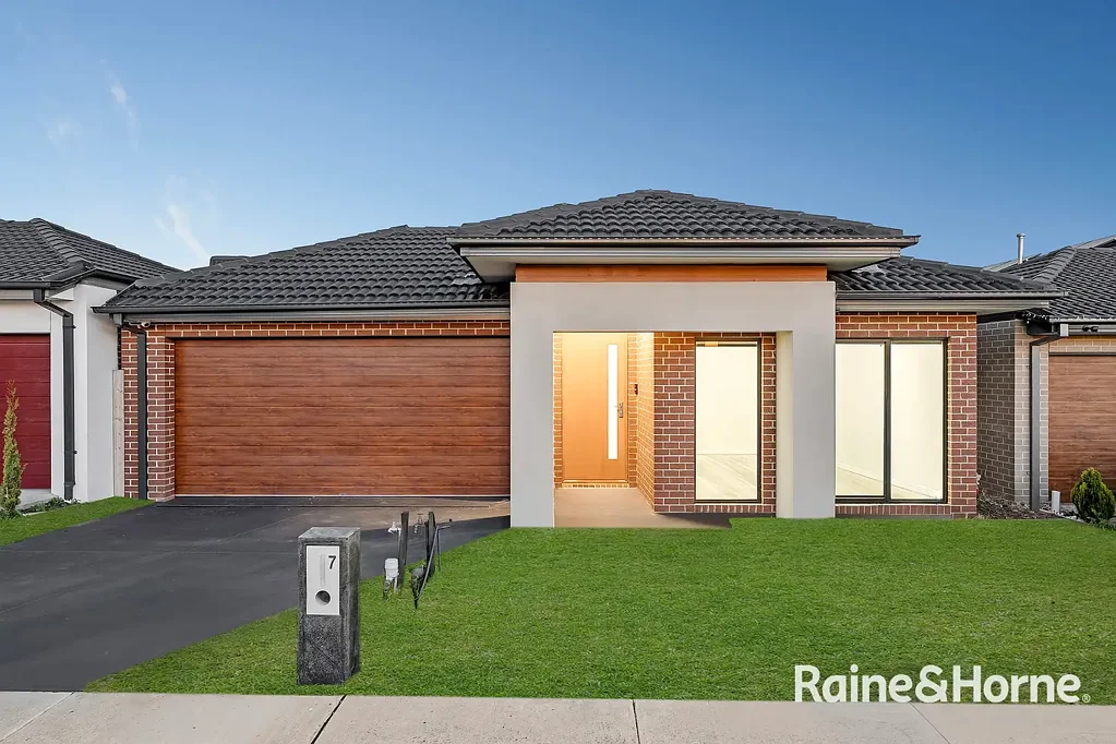 7 Alicante Street, Clyde, VIC 3978