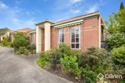 2/10 Reid Street, Frankston