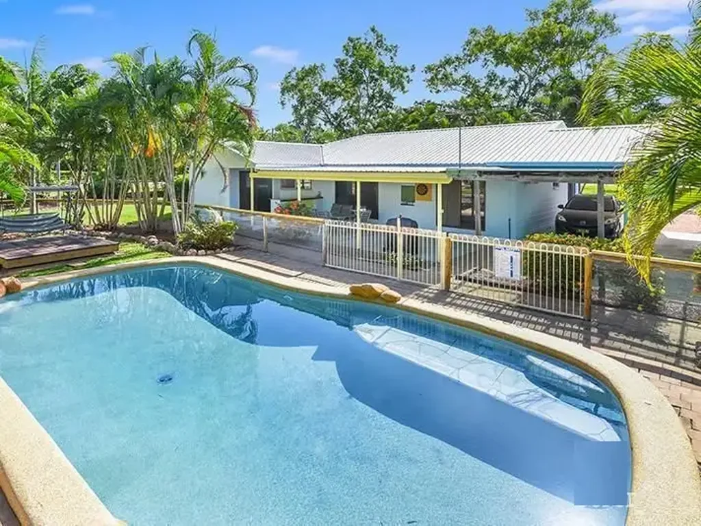 Alice River 4 Bedroom Fabulous investment and perfect family retreat