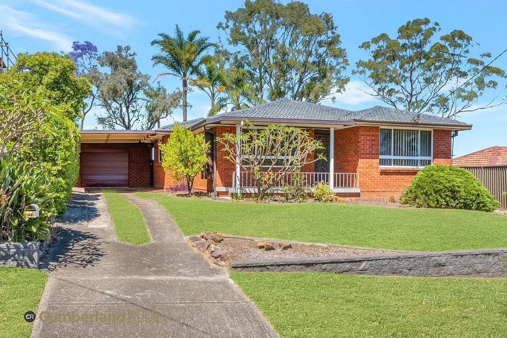 Greystanes 3غرفة نوم Elevated &  District Views in a Premier Street