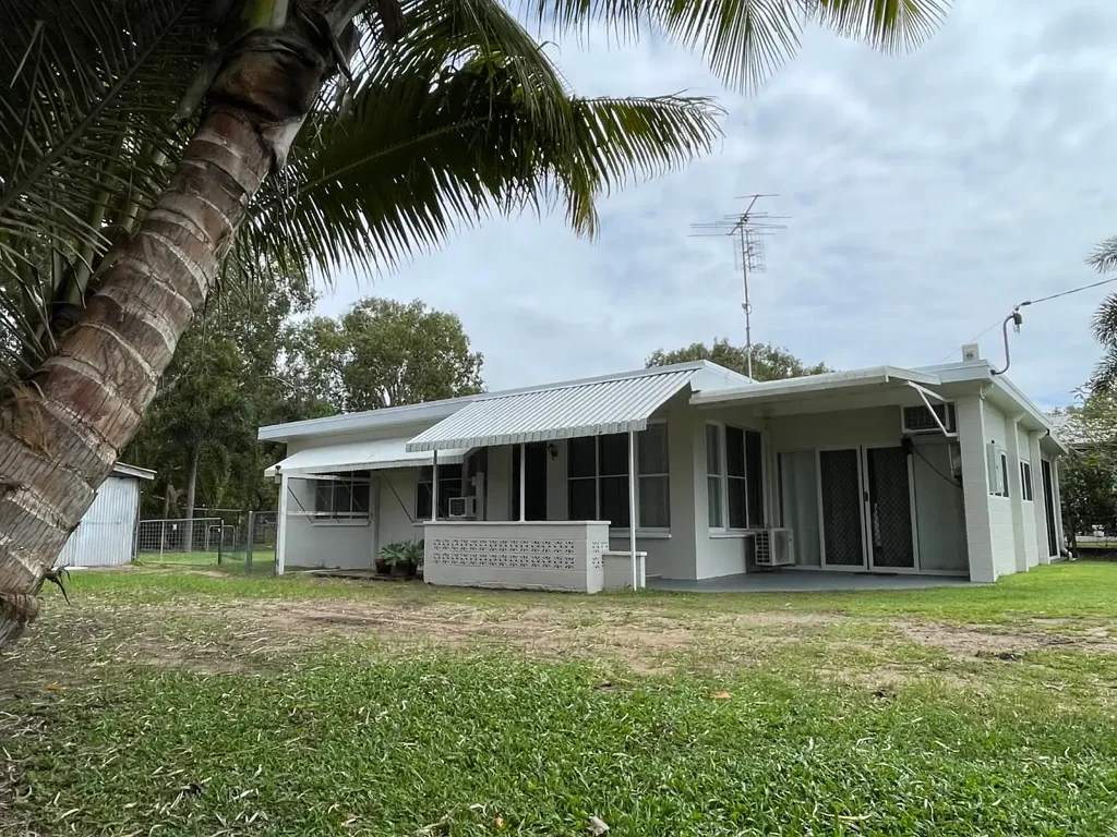 Taylors Beach 3 Bedroom The Perfect Taylors Beach House