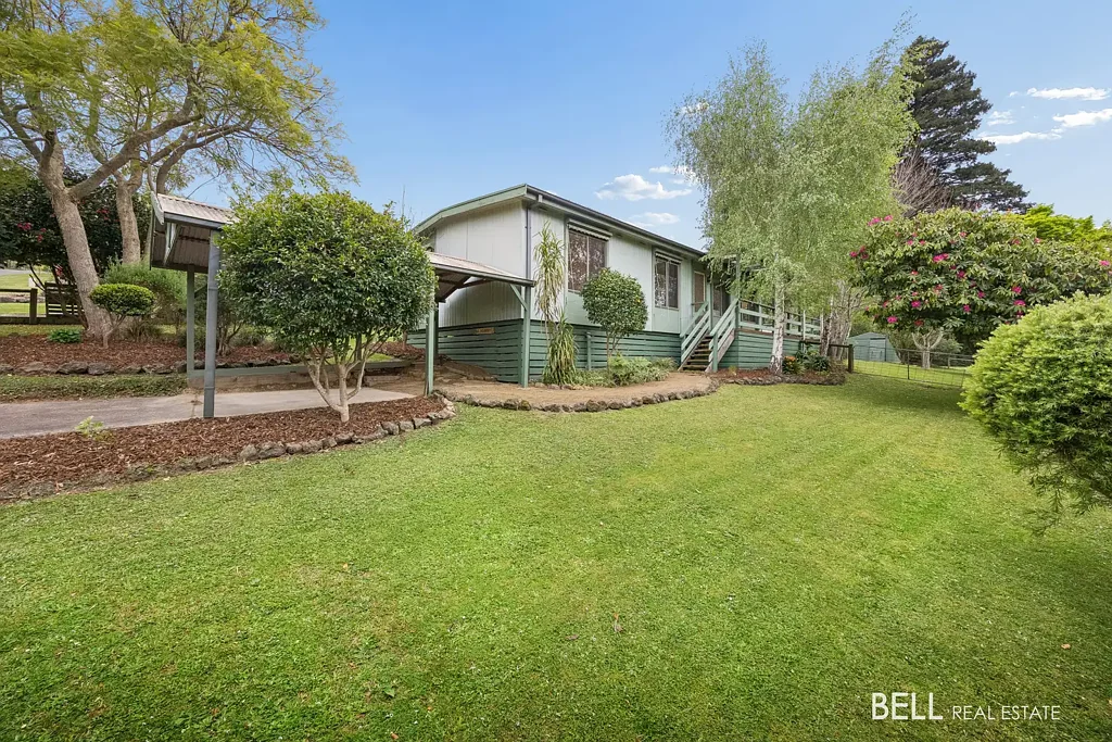 55 Surrey Road, Warburton, VIC 3799