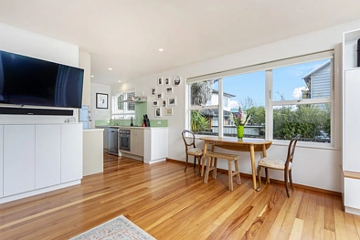 Mt Albert, beautiful 2-bedroom home