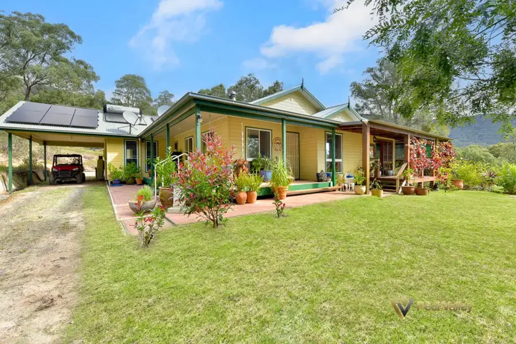 Tamworth THE LIFESTYLE LOCATION, WITH VIEWS