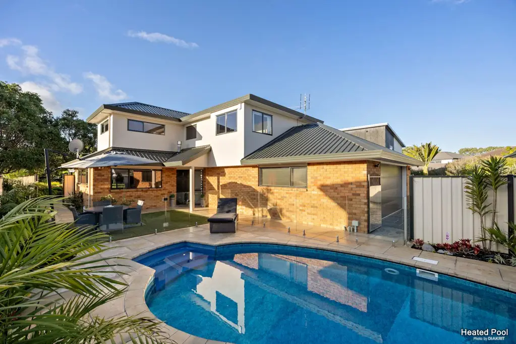 Te Atatu Peninsula 4房  Resort-Style Living. Peace, Privacy and Protection