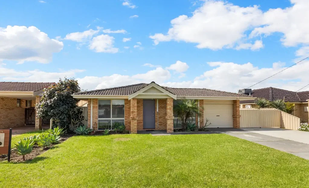 14 Bullfinch Street, Huntingdale, WA 6110