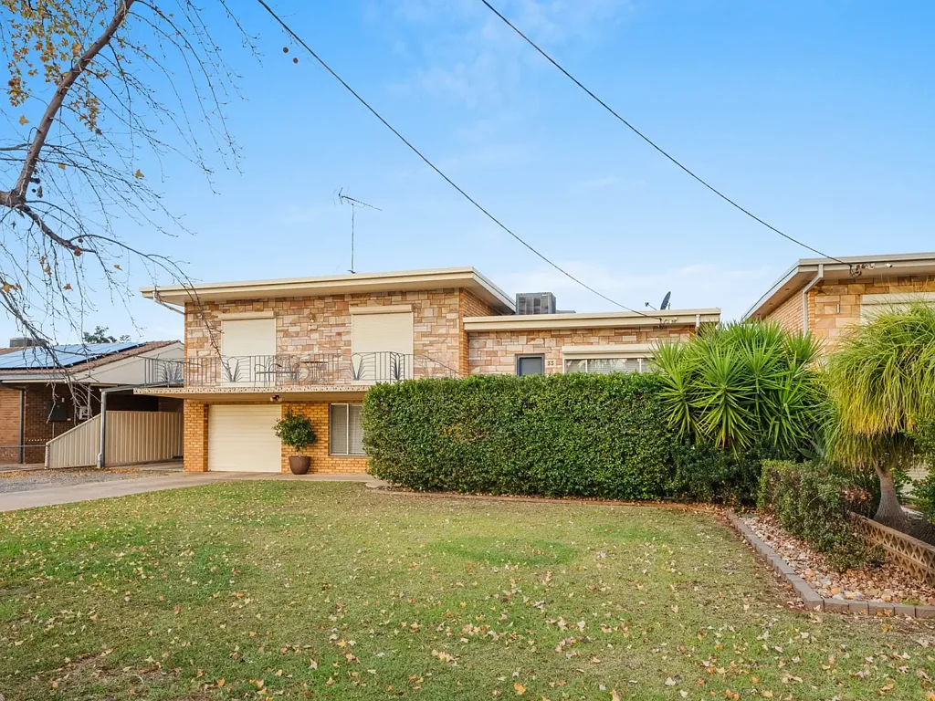 33 Blumer Avenue, Griffith, NSW 2680