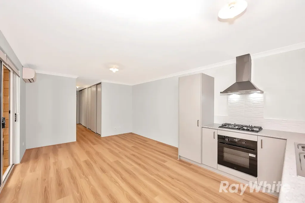Near New 2x1 dual key home in Golden Bay