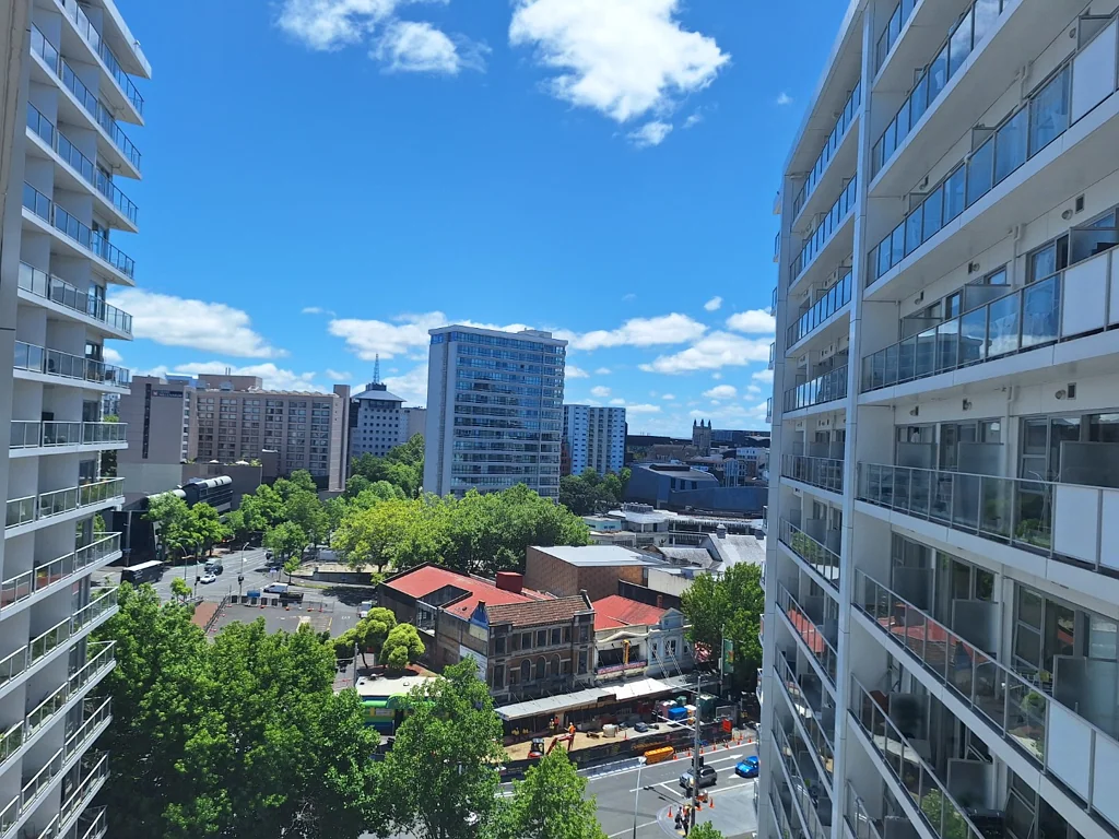 Two Bedroom Apartment Queen Street
