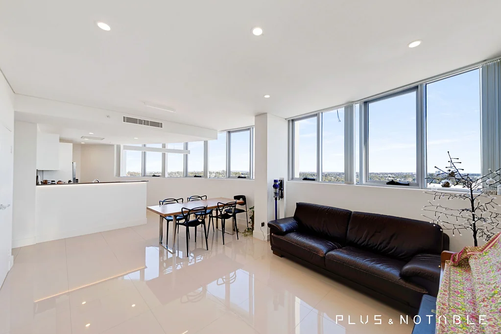 Castle Hill Unbeatable Location with Absolutely Breathtaking Views || MUST BUY