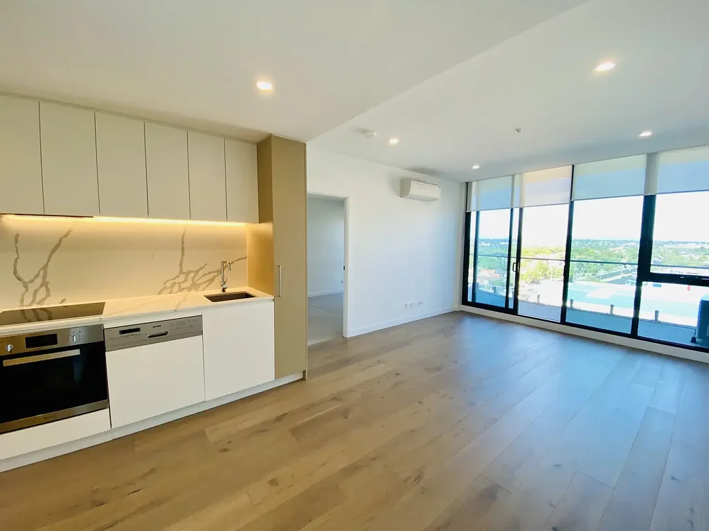 Modern 1 Bedroom Apartment in the heart of Carnegie