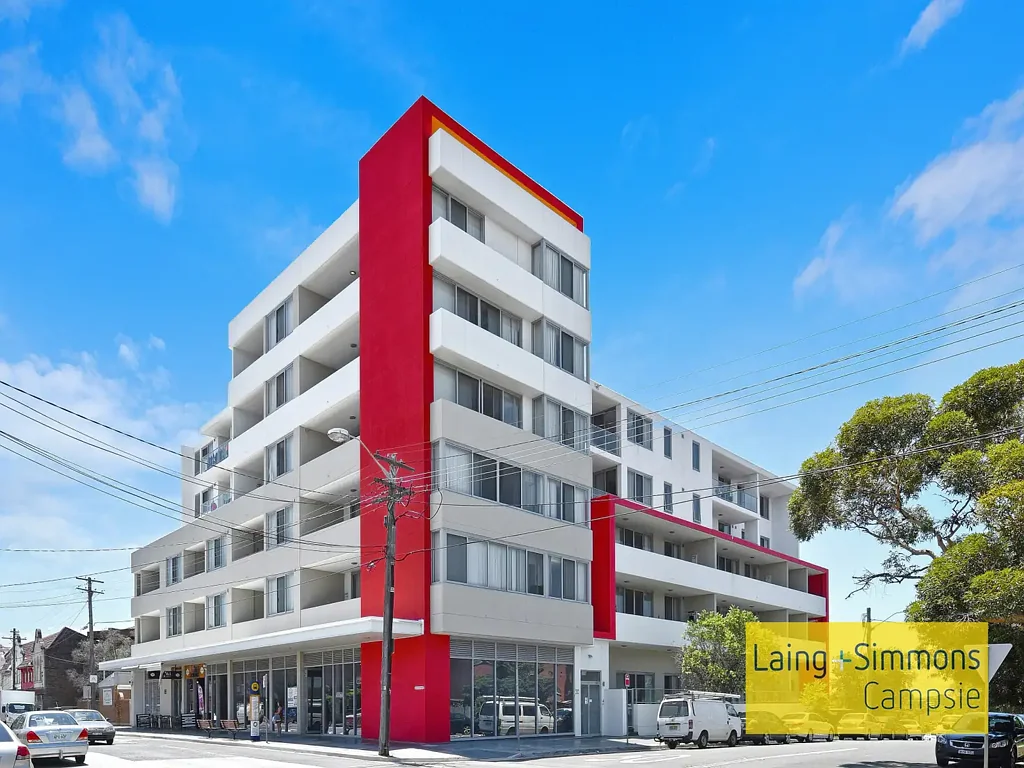Campsie 2房 步行即达繁华 商店餐厅林立 现代两卧宽敞 燃气厨房时尚 阳光庭院惬意 两车位安全 Spacious Total 150 m2 Ground Floor 2 Bedroom Courtyard Apartment