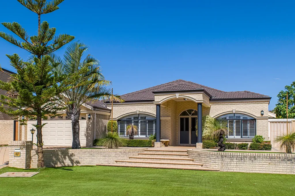 107 Bennett Drive, Canning Vale, WA 6155