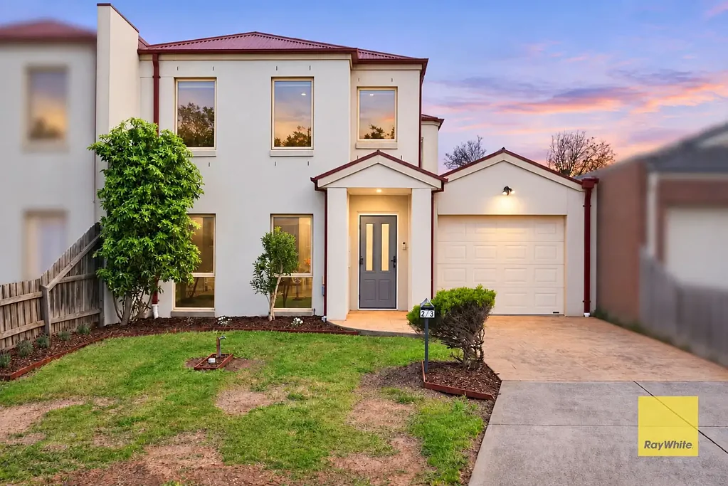 Werribee 3બેડરૂમ Spacious Double-Storey in a Prime Werribee Pocket!