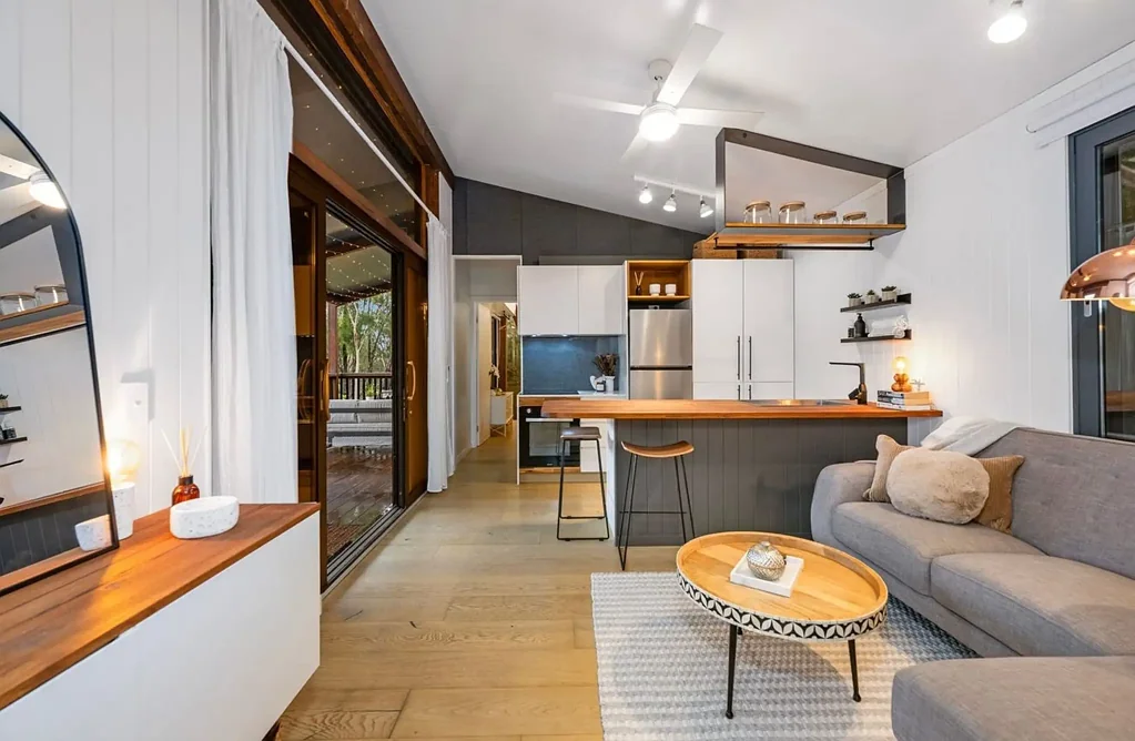 Modern unit with a touch of luxury