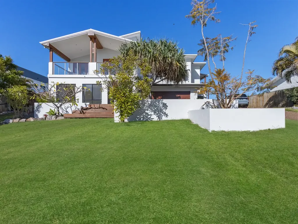 6 Highview Drive, Craignish, QLD 4655