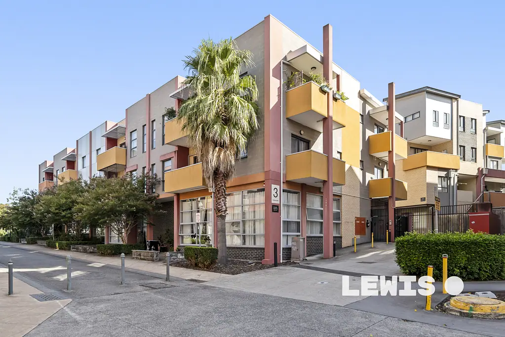 Coburg 3 Bedroom Impressive Accommodation & Flexibility