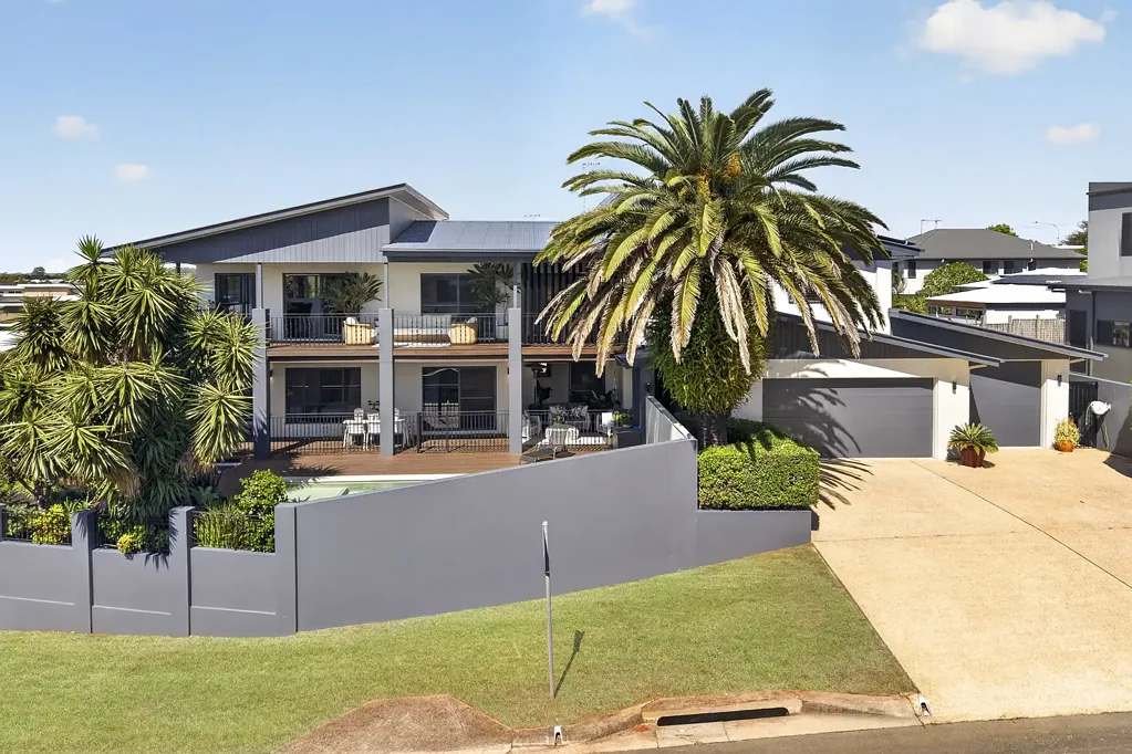 Redland Bay 5 Slaapkamer DESIGNED FOR THE ENTERTAINERS