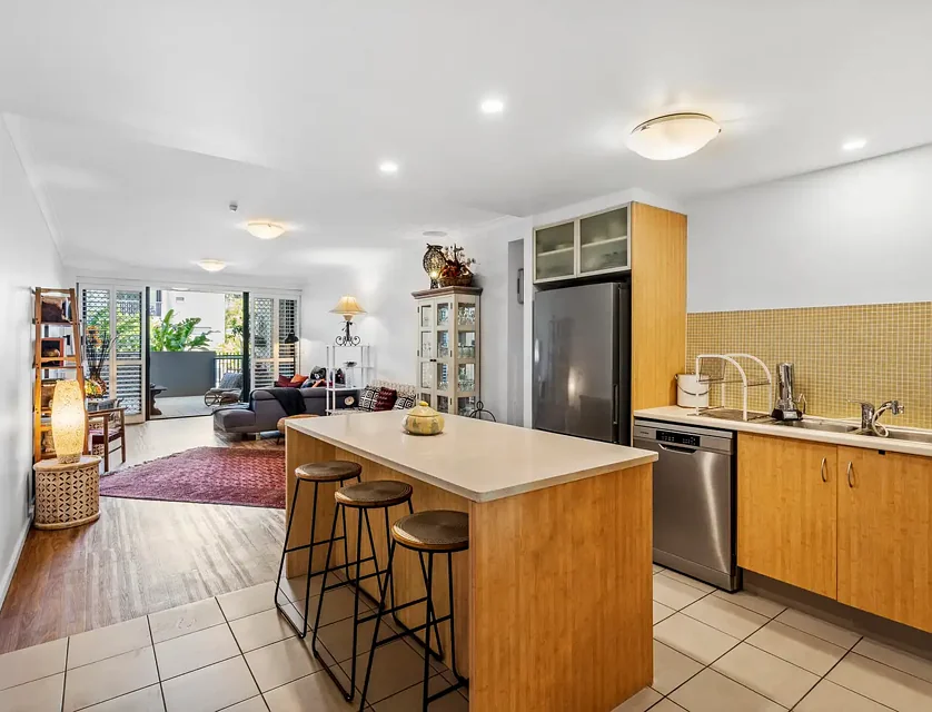 18/38 Brougham Street, Fairfield, QLD 4103, 3房, 2浴, Unit