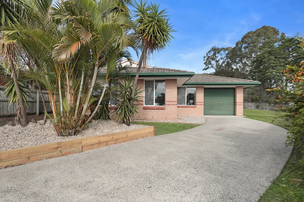 Eagleby 2Zimmer Renovated and Move-In Ready