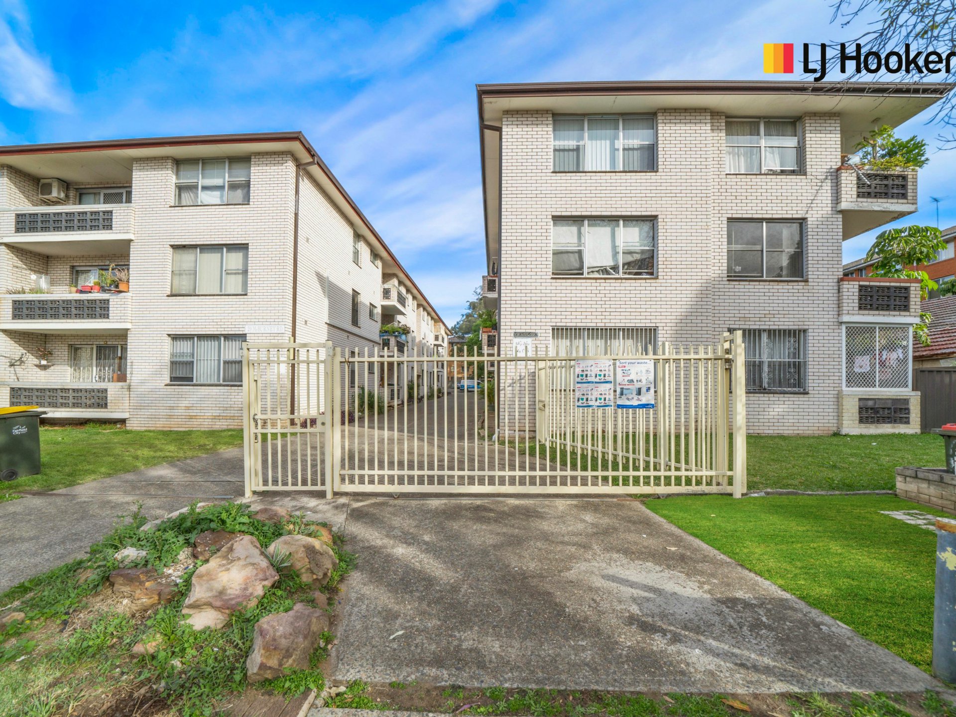 UNIT 4 22 MCBURNEY RD, CABRAMATTA NSW 2166, 0 Schlafzimmer, 0 Badezimmer, Unit