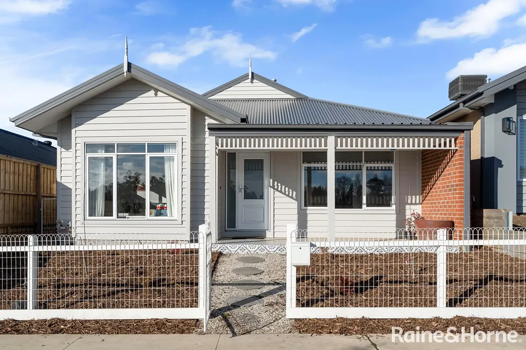 11 Wheel Wright Lane, Kyneton, VIC 3444