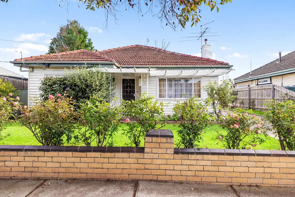 Kingsville 3 Bedroom A Classic Home Ready for Its Next Chapter