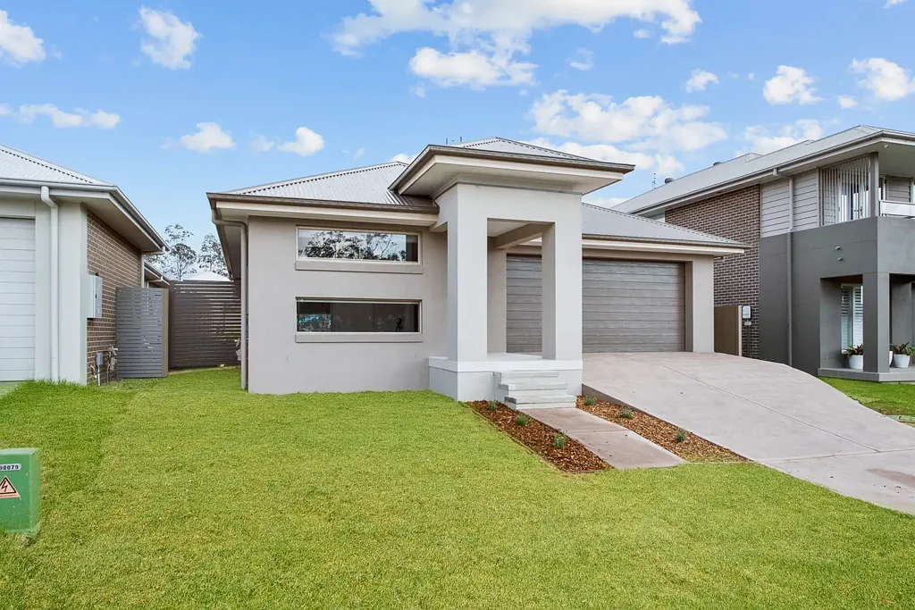 Modern Family Comfort in Prime Huntlee Location