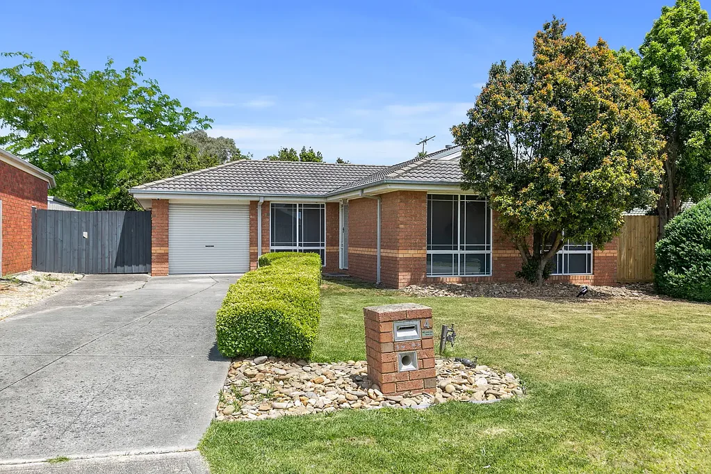 Cranbourne West 3房  Alfresco Dreams with Family Comfort and Convenience